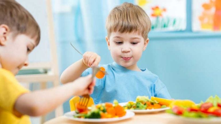 متخصص تغذیه دکتر عطیه مهدی زاده